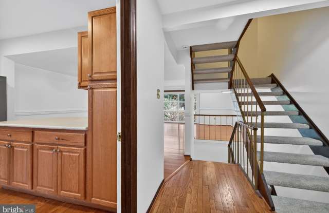 9250 THREE OAKS Drive photos photos