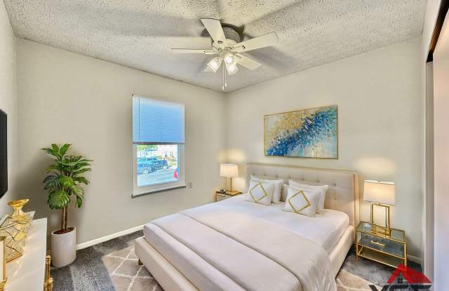Convenient Living at North Troy Apartments & Townhomes, Troy Gallery 4
