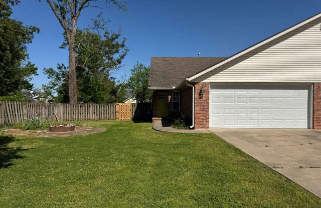 ***910-2 NW A Street*** photos photos
