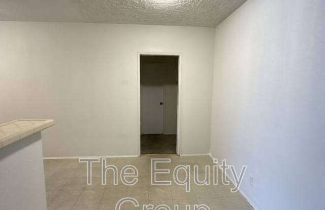 570 South Richmond Avenue Gallery 4