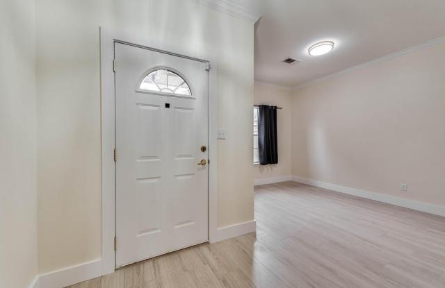 3206 Whittle Way Gallery 4