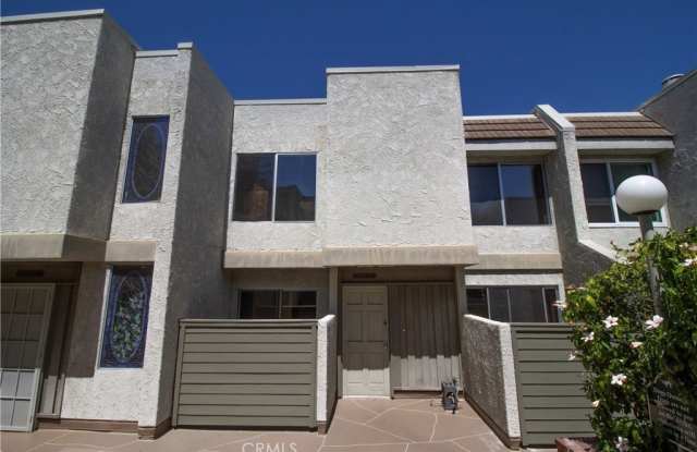 11818 Moorpark Street photos photos