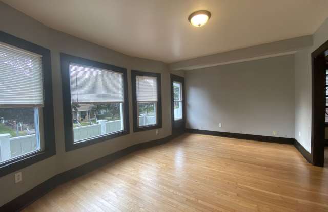 Maryland Upper near UWM photos photos