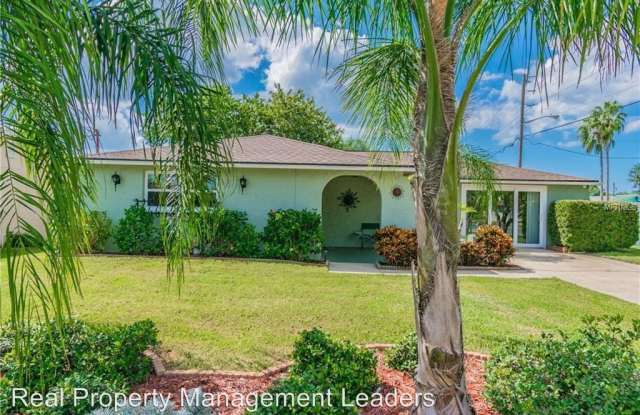 13717 Evelane Dr. - 13717 Evelane Drive, Hudson, FL 34667