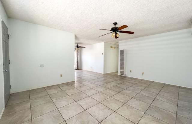 3 Bedroom Home in 29 Palms Gallery 4