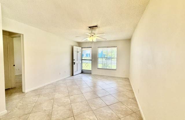 223 North Adelle Avenue Gallery 3