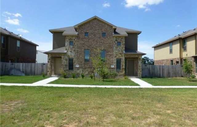 Townhome for rent photos photos