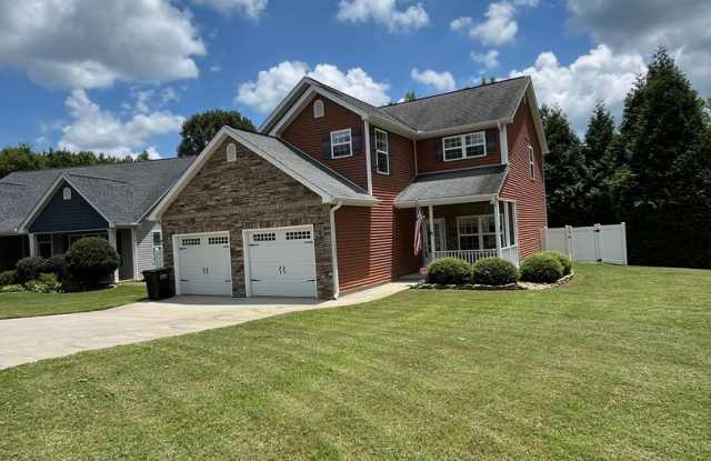 Stunning 3 Bed 3 Bath Home photos photos