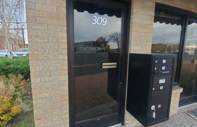 Spacious Apartment Available photos photos Spacious Apartment Available photos photos