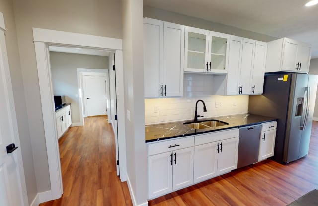 1007 Maple Avenue photos photos