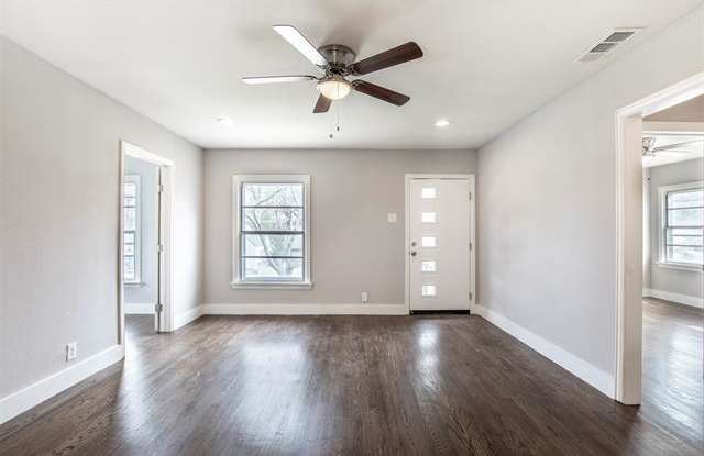 619 S Barnett Avenue Gallery 2