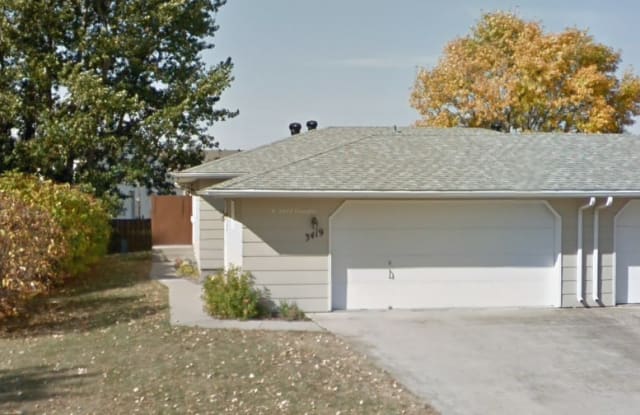3419 12th St S - 3419 12th Street South, Moorhead, MN 56560