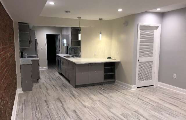60 V St NW B Gallery 4