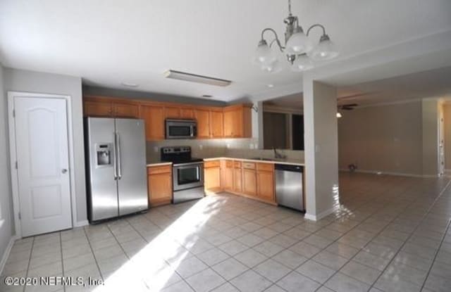 923 MORNING LIGHT RD - 923 Morning Light Road, Jacksonville, FL 32218