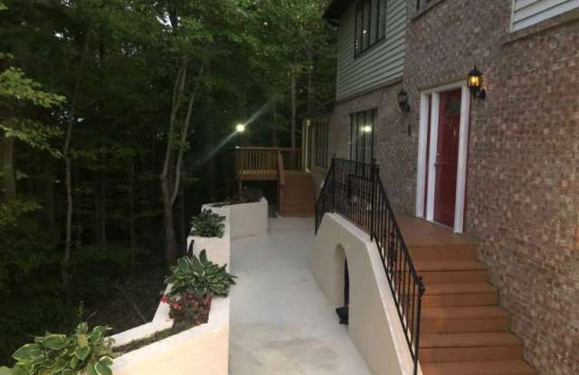 16223 Sunny Knoll DR - 16223 Sunnyknoll Court, Montclair, VA 22025