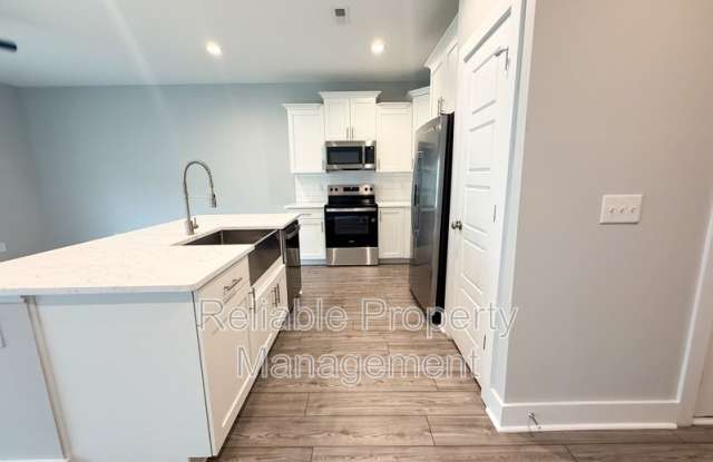 26 N Laird Dr Gallery 3