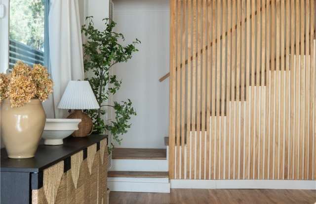 325 E Barker Boulevard Gallery 4
