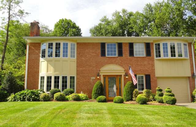 7115 WARBLER Lane photos photos