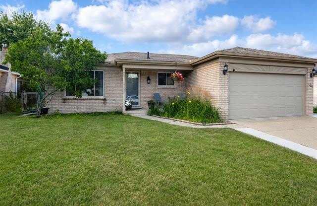 3621 Bates Drive Gallery 2