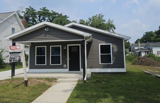 307 North Perrine Street - 307 North Perrine Street, Jackson, MI 49201