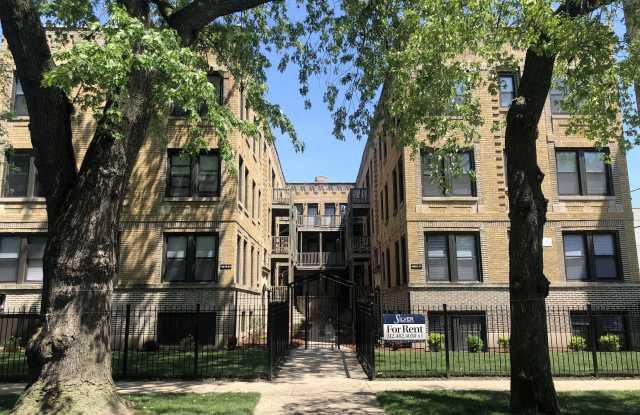 4817 N Christiana Ave photos photos