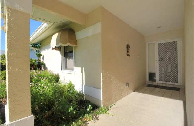 1300 Monarch CIR Gallery 4