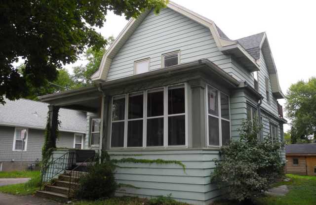 613 S Brooks St photos photos