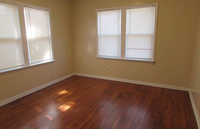 Charming home and It's close to TU, Cherry Street and downtown. Gallery 3