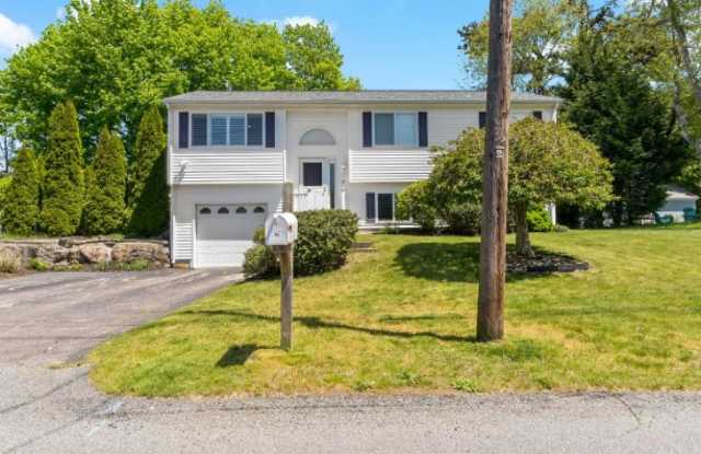 14 Lakeview Drive Gallery 1