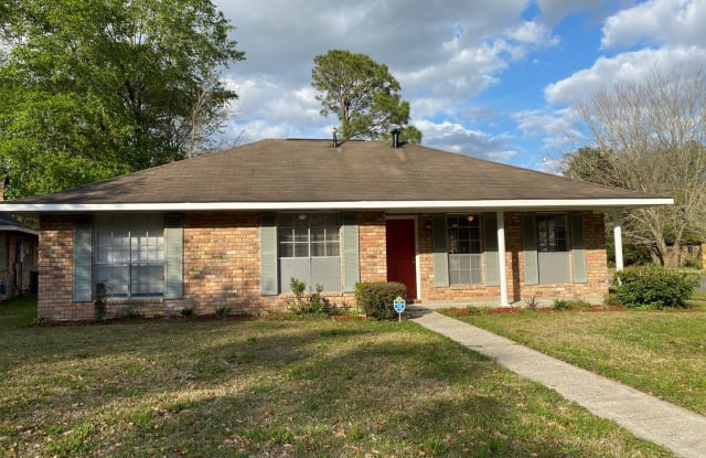 13531 Short Ave. - 13531 Short Avenue, Village St. George, LA 70810