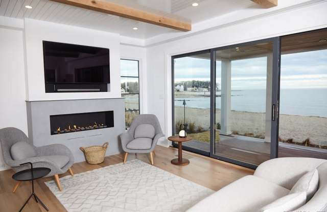 227 Hillspoint Road Gallery 2