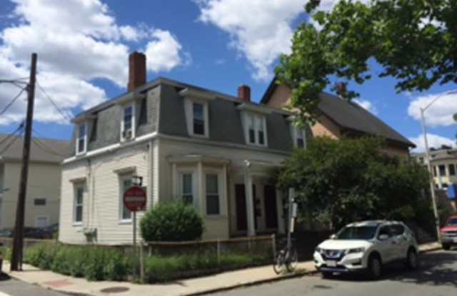 401 Putnam Ave. photos photos
