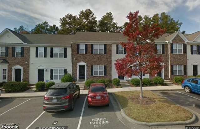 Beautiful Townhome Gallery 3