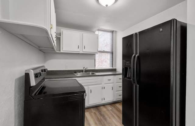 SECURE your spot TODAY and ENJOY $100 OFF the 1st 3 MONTHS of rent if signed lease by 11/06/24! SPACIOUS 2 BEDROOM IN PITTSBURGH AVAILABLE NOW! NEWLY RENOVATED - apply before it's gone! - 234 Bausman Street, Pittsburgh, PA 15210
