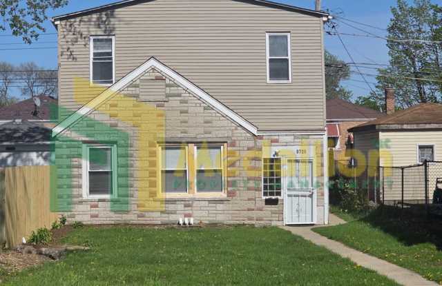 Updated 4-Bedroom Home on a Quiet Block photos photos Updated 4-Bedroom Home on a Quiet Block photos photos