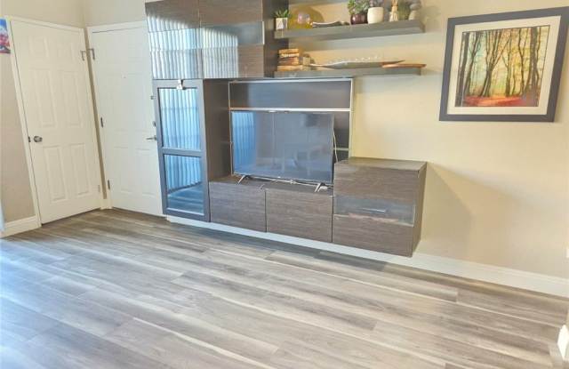 5154 S JONES Boulevard - 5154 South Jones Boulevard, Spring Valley, NV 89118