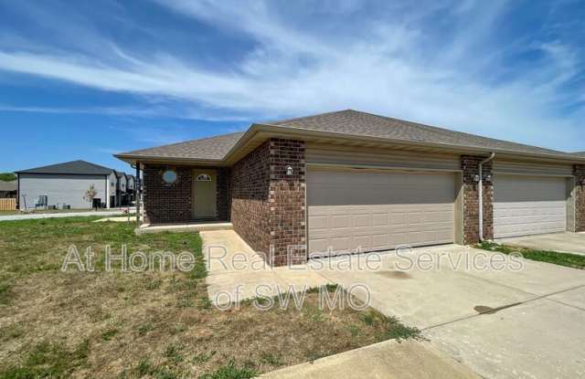 5601 N Purple Ln. - 5601 North Purple Lane, Ozark, MO 65721