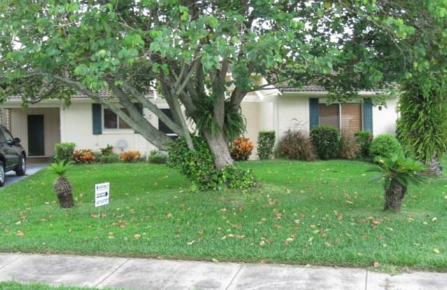 10157 Mason Dixon Circle - 10157 Mason Dixon Circle, Williamsburg, FL 32821