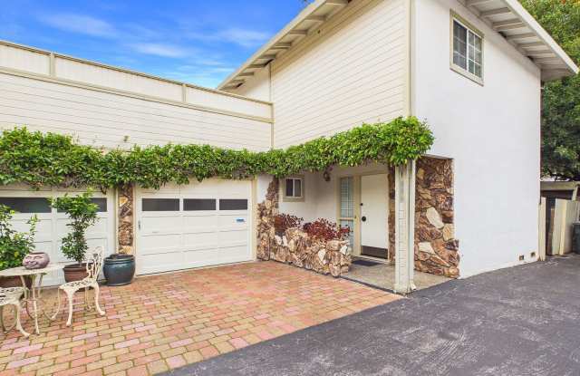 1333 Regent St photos photos