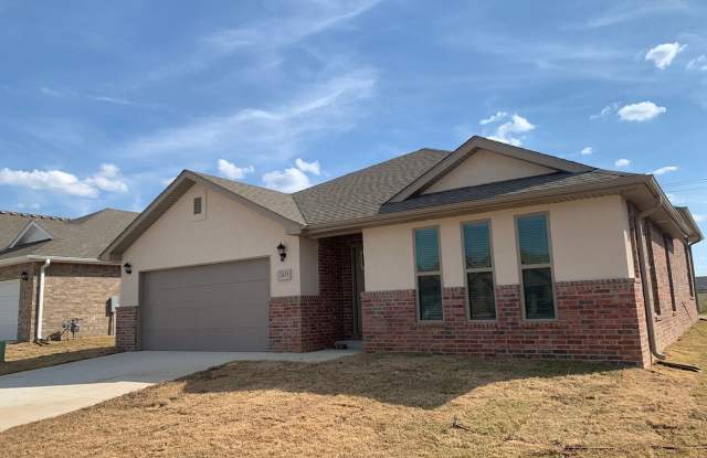Modern 3-Bedroom Home with Open Floor Plan, Covered Patio & Fenced Yard in Centerton! **Promotion Available** Gallery 3