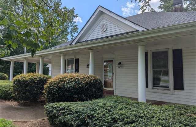 1404 Peachtree Parkway photos photos