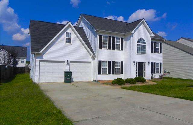 247 Madelia Place - 247 Madelia Place, Mooresville, NC 28115