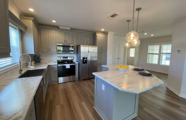 212 Liberty St, #100 photos photos