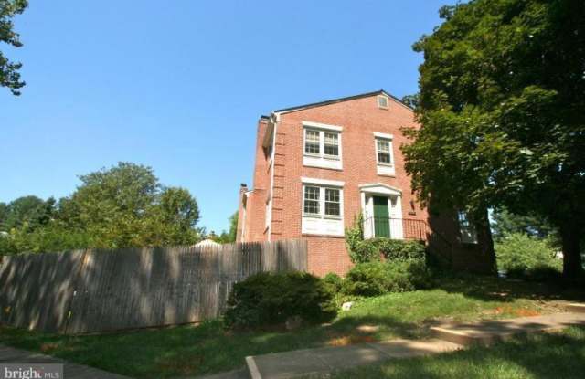 8531 HILLTOP ROAD - 8531 Hilltop Road, Merrifield, VA 22180