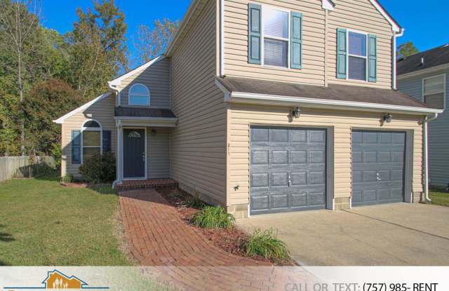 Lovely 3 Bedroom House Tucked Away in Williamsburg - 211 High Point Road, York County, VA 23185