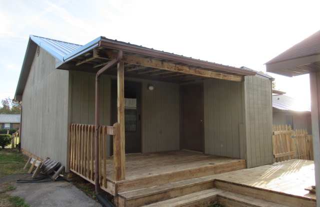 214 Crest Dr Gallery 2