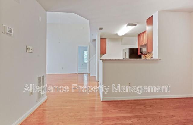 13621 Garfield Place Gallery 3