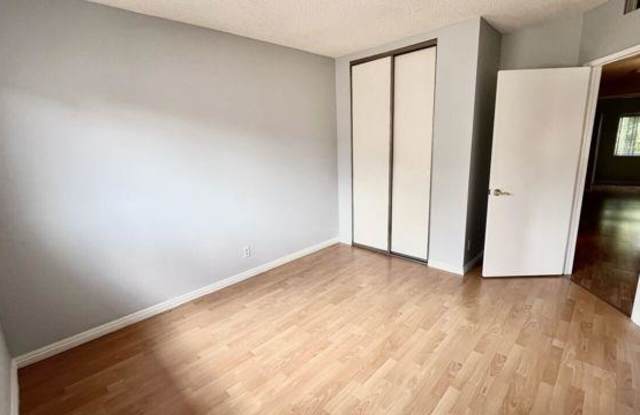 15061 Sherman Way photos photos