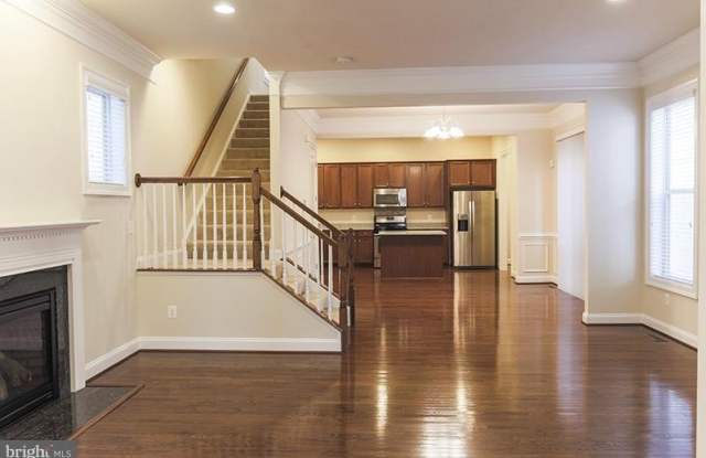 20725 JENNIFER ANN Drive Gallery 2