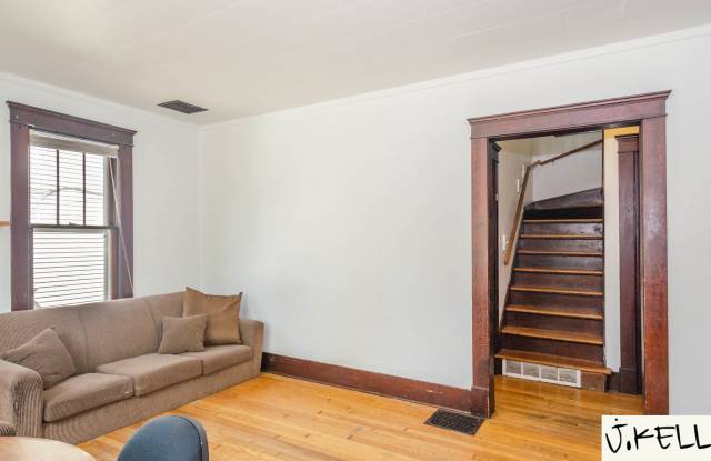 931 Dewey Avenue Gallery 2